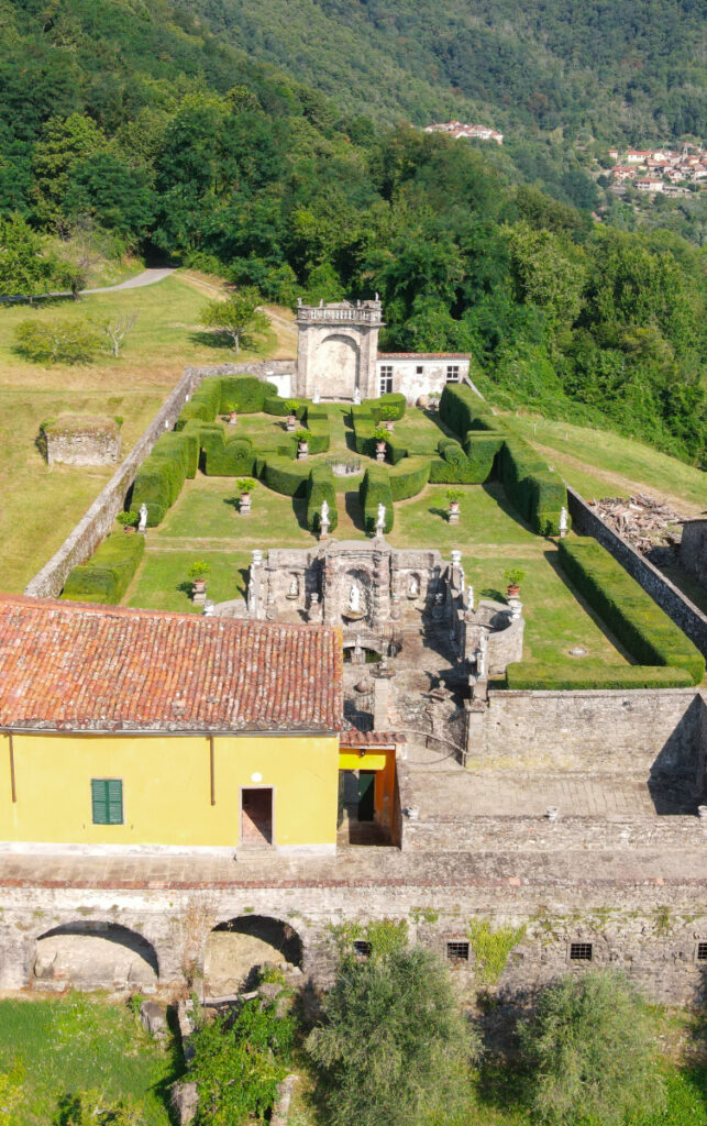 Veduta generale del giardino dei riccioli